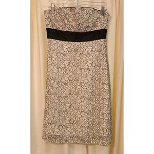 White House Black Market Strapless Cocktail Dress Black And White‎ Lace Size 4